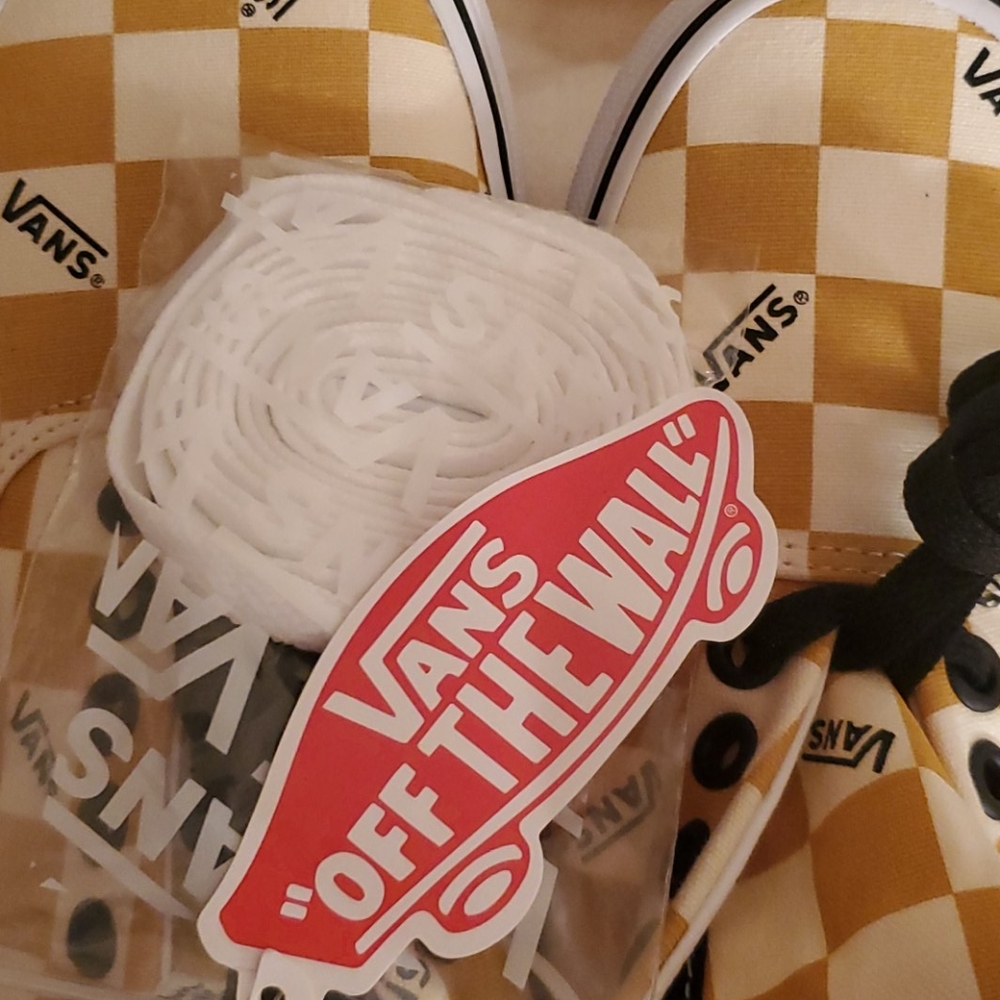 VANS SNEAKERS - Picture 10 of 10